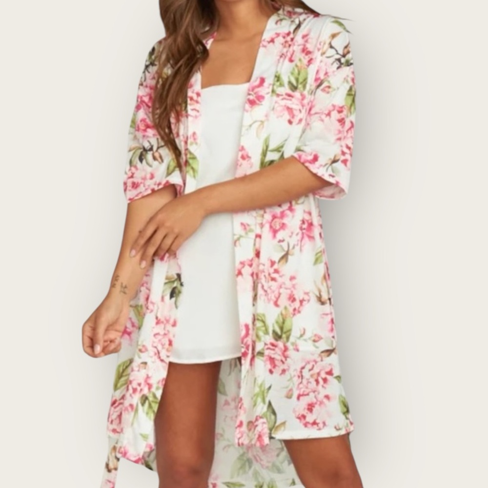 Like New Show Me Your Mumu robe
